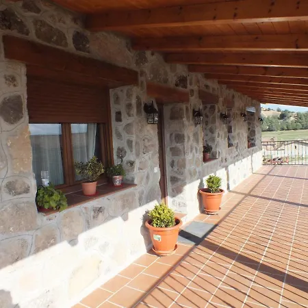 Holiday home Moderna Casa De Piedra Maello