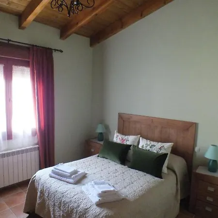 Holiday home Moderna Casa De Piedra
